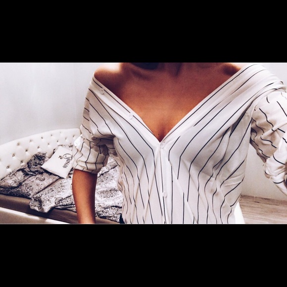 Stripped off the Shoulder Button Up - Picture 6 of 7